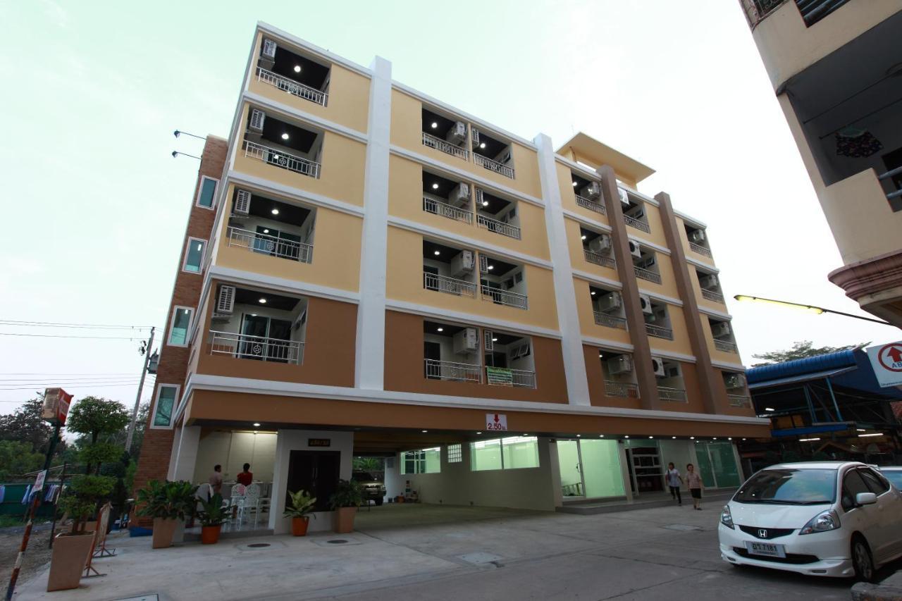 Rattanasook Residence Bangkok Exterior foto