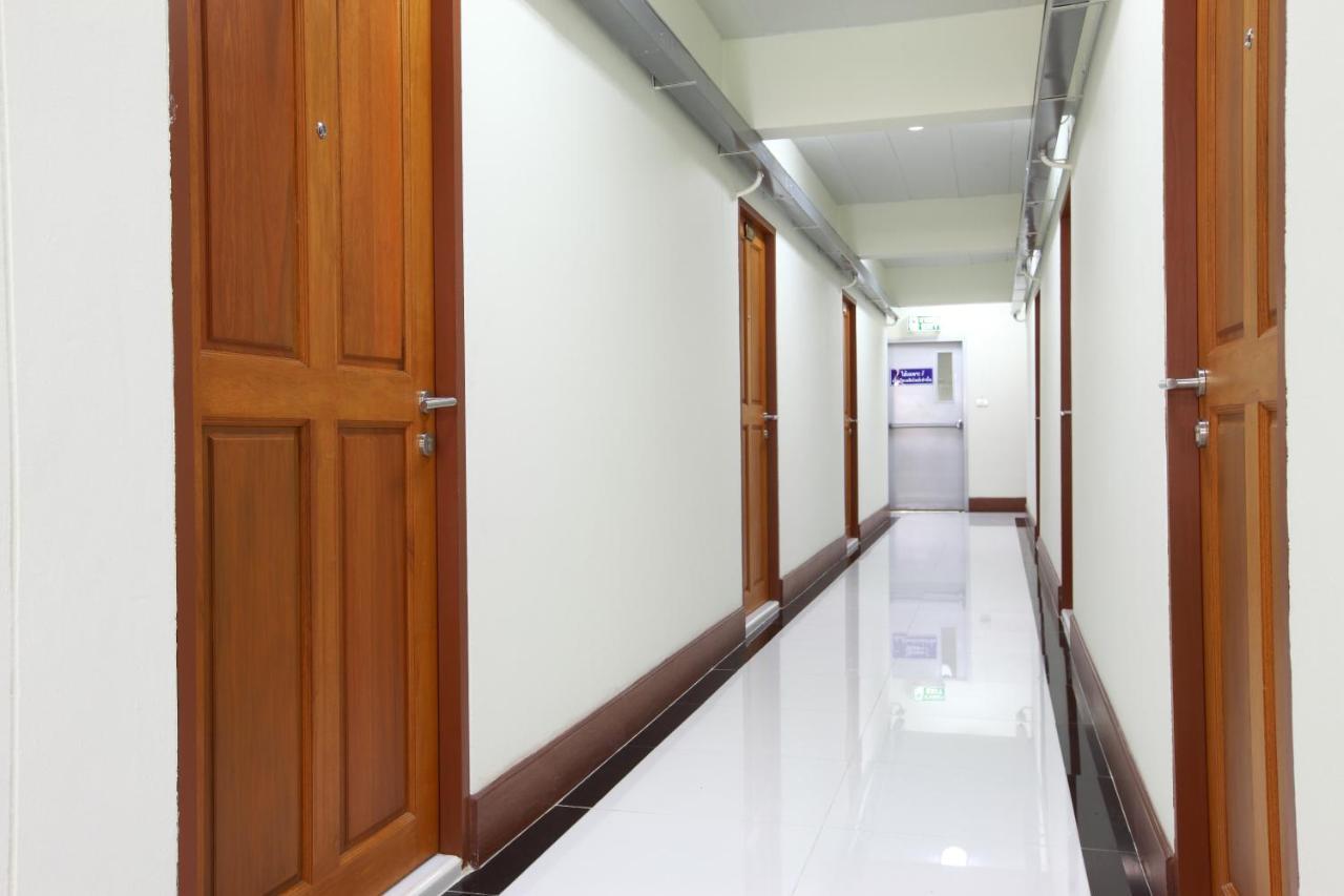 Rattanasook Residence Bangkok Exterior foto